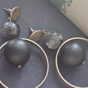 🖤3/$15 Black and Gold Earrings